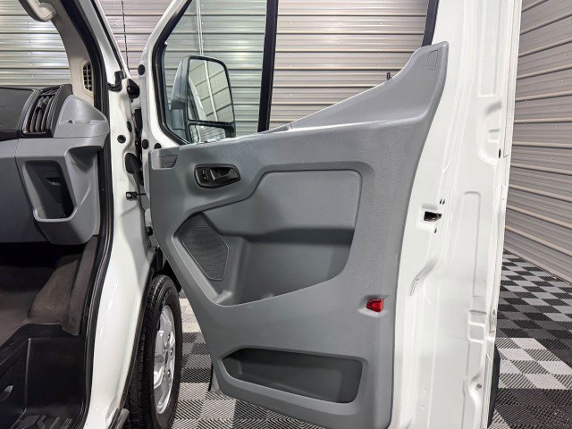 Used 2018 Ford Transit 350 XLT image 34