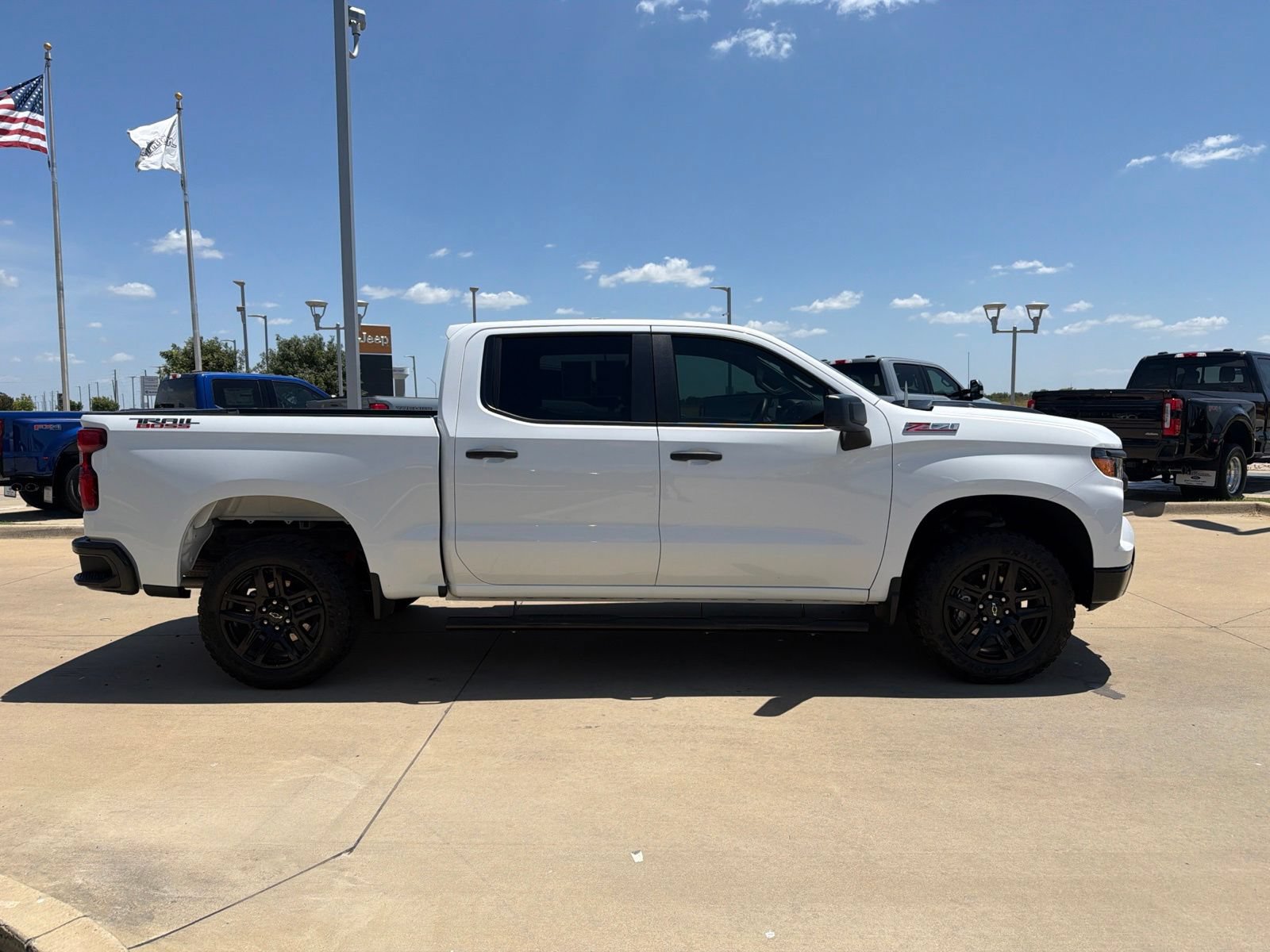 Used 2022 Chevrolet Silverado 1500 Custom Trail Boss AWD/4WD image 7