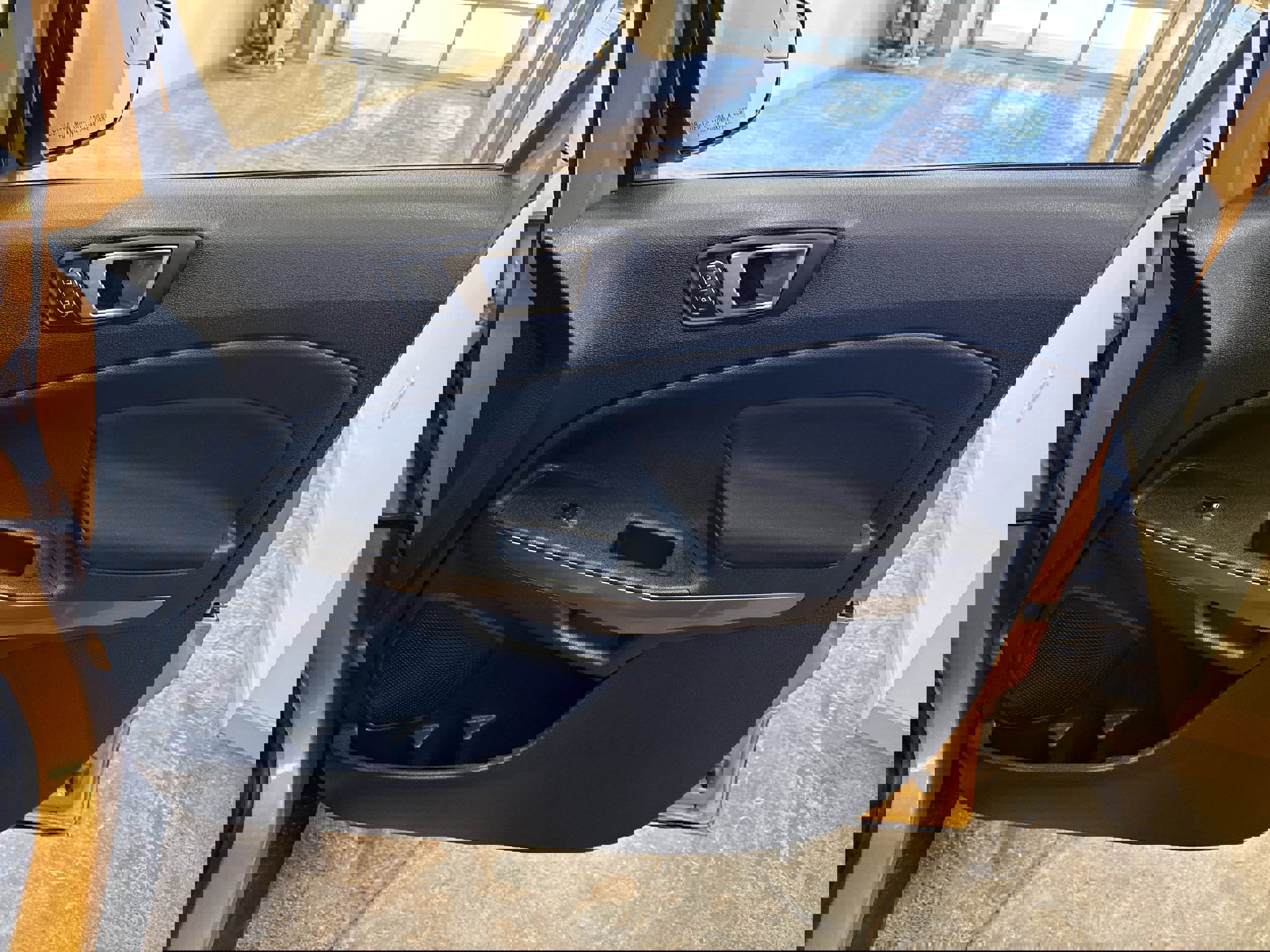 Used 2021 Ford EcoSport SE image 15