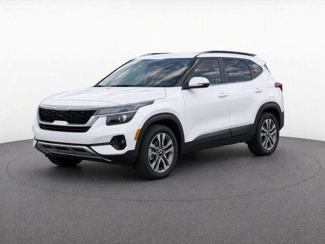 Used 2023 Kia Seltos S FWD image 2