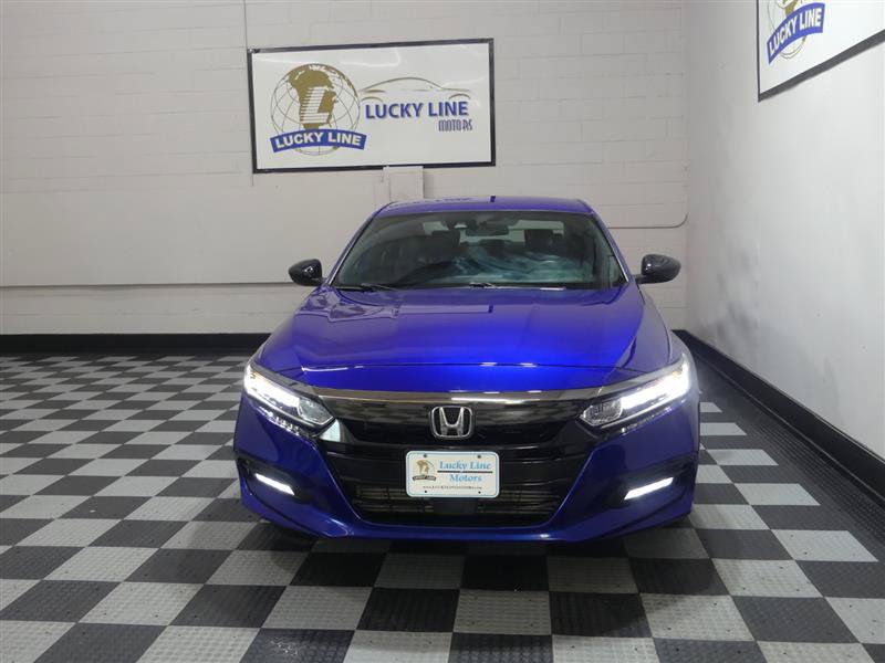 Used 2018 Honda Accord Sport image 2