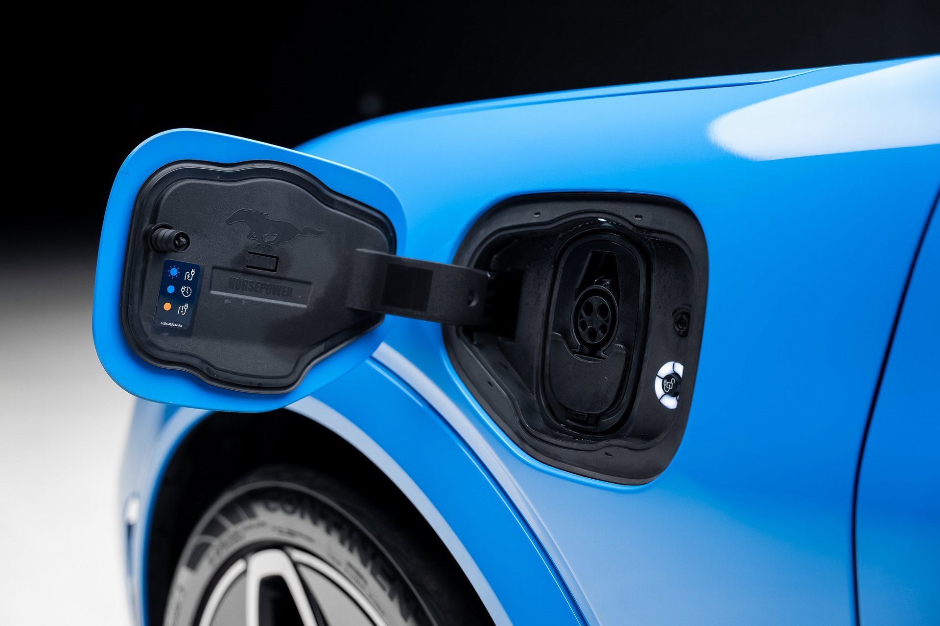 Used 2021 Ford Mustang Mach-E GT image 22