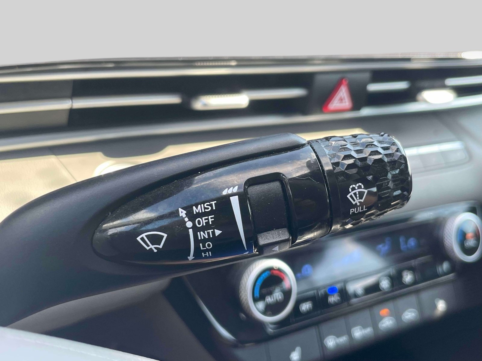 Used 2023 Hyundai Elantra SEL w/ Convenience Package FWD image 23