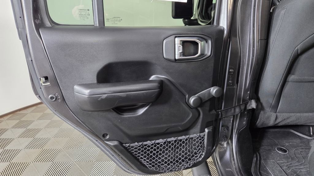 Used 2021 Jeep Gladiator Sport w/ Trailer Tow Package image 24