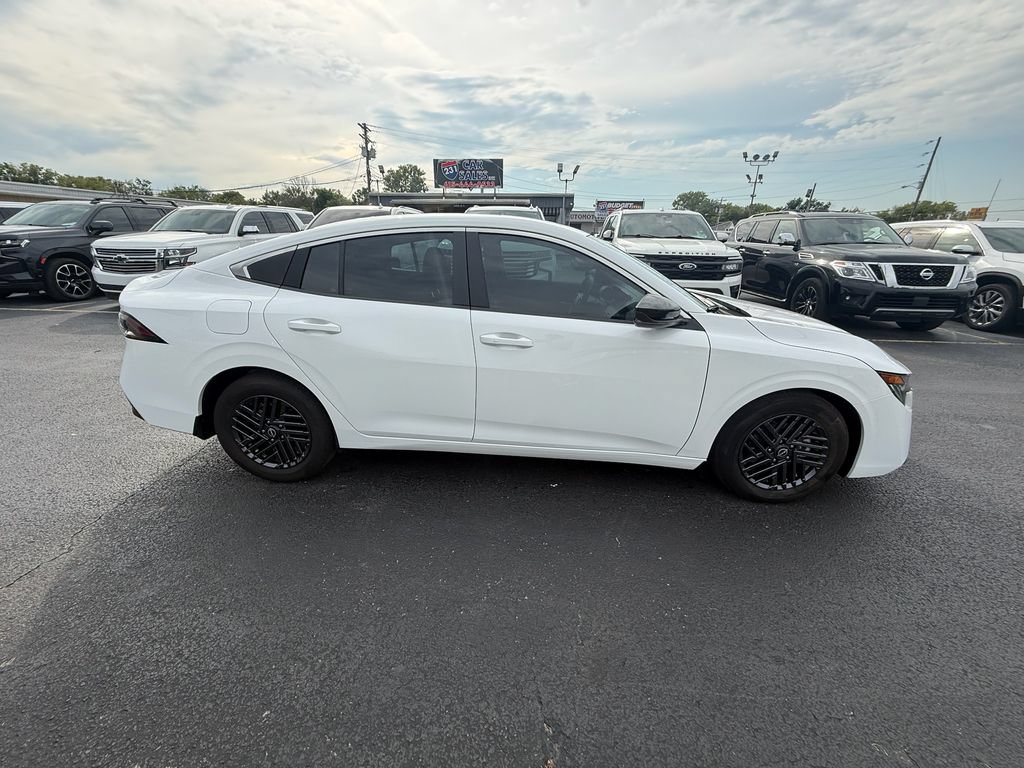 Used 2026 Nissan Sentra SV w/ SV Convenience Package FWD image 2