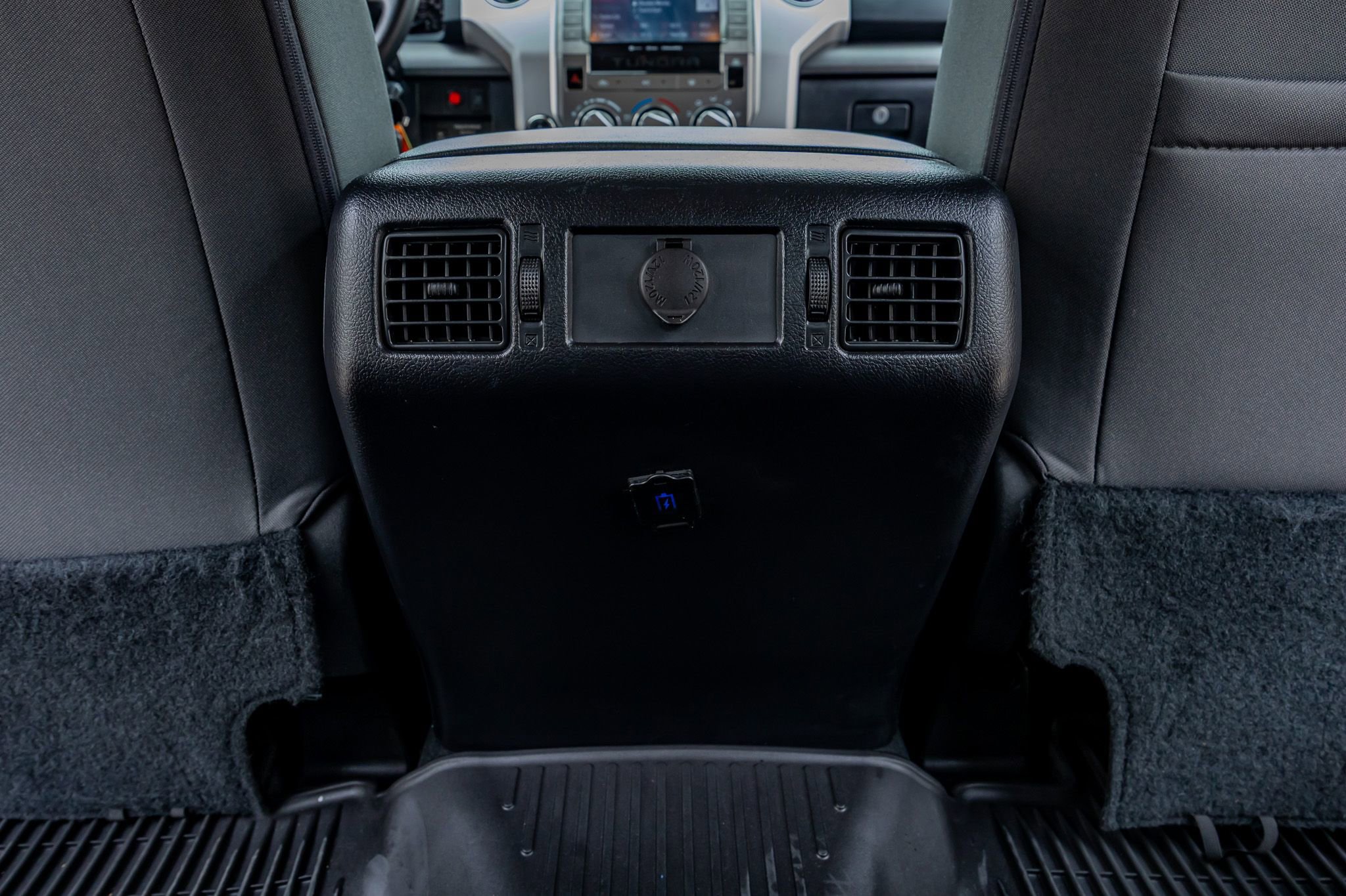 Used 2021 Toyota Tundra SR5 w/ SR5 Upgrade Package AWD/4WD image 33