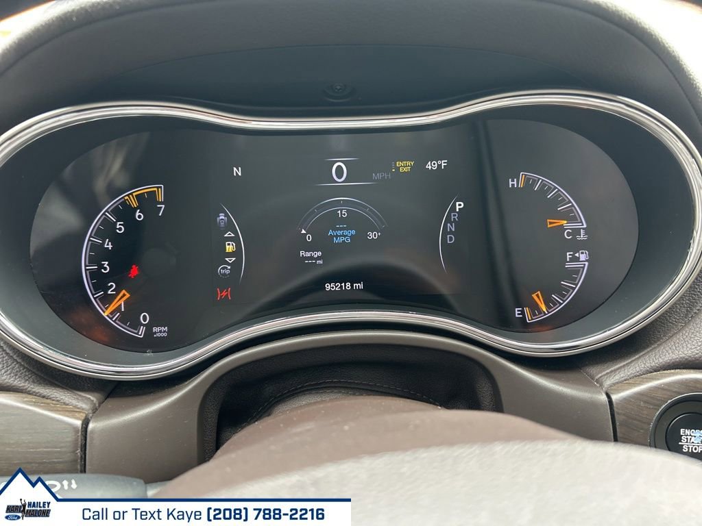 Used 2018 Jeep Grand Cherokee Overland image 24