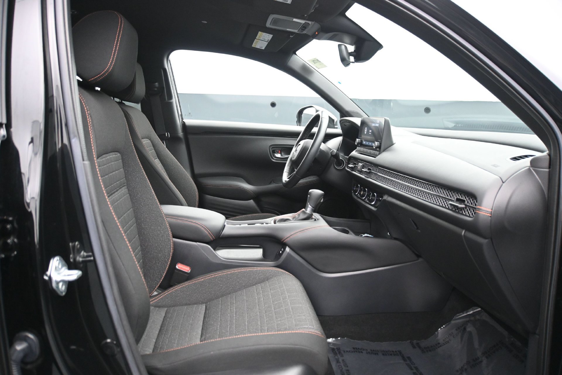 Used 2024 Honda HR-V Sport image 13