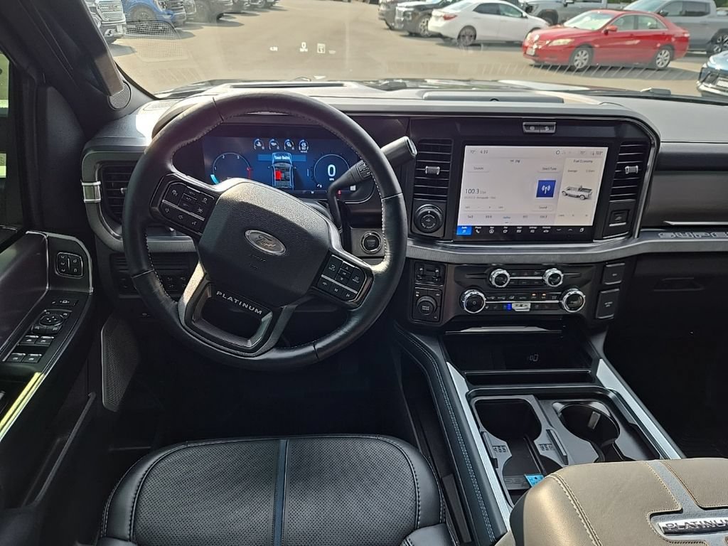 Used 2026 Ford F450 Platinum w/ FX4 Off-Road Package AWD/4WD image 18
