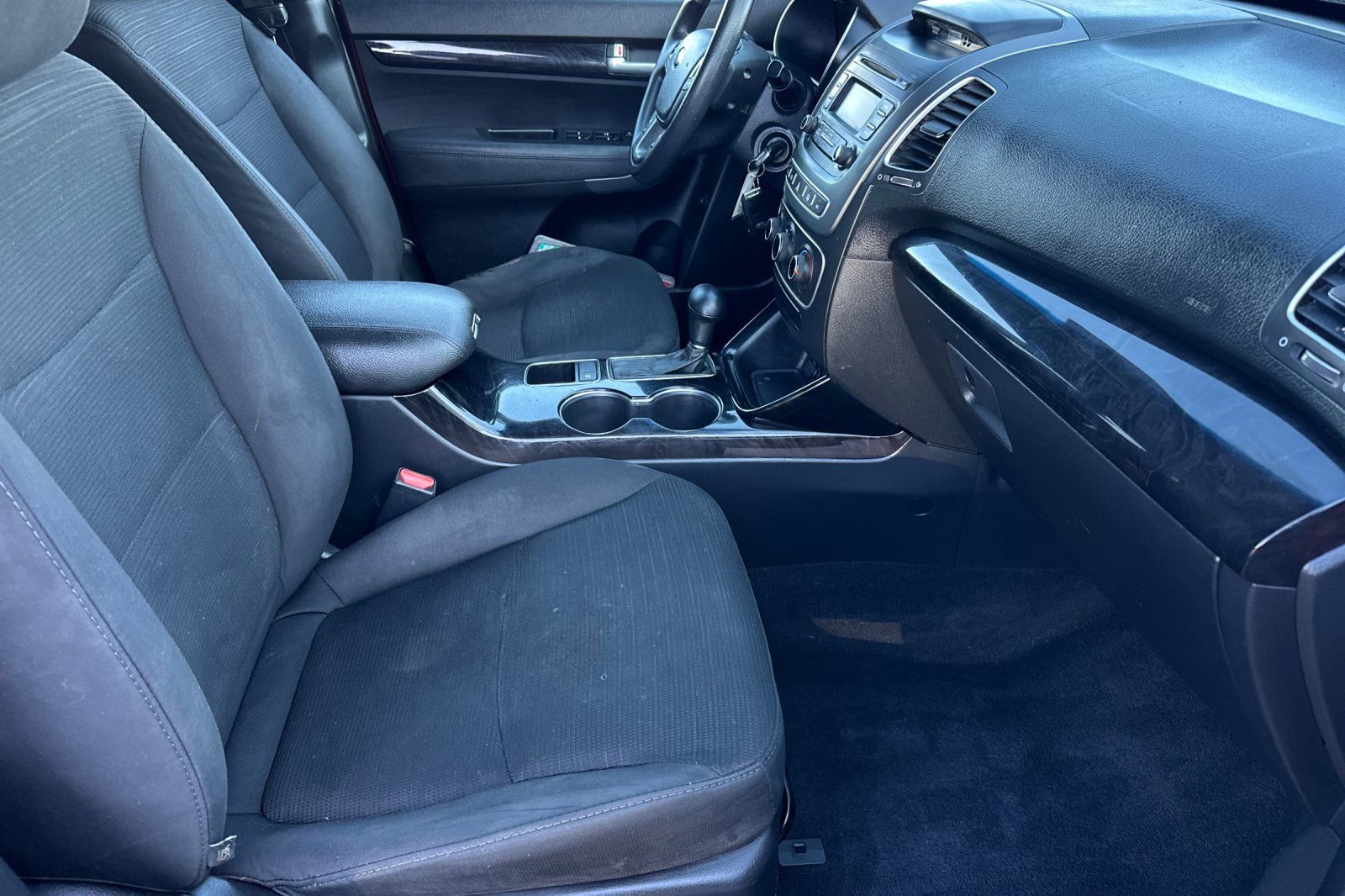 Used 2014 Kia Sorento LX image 16