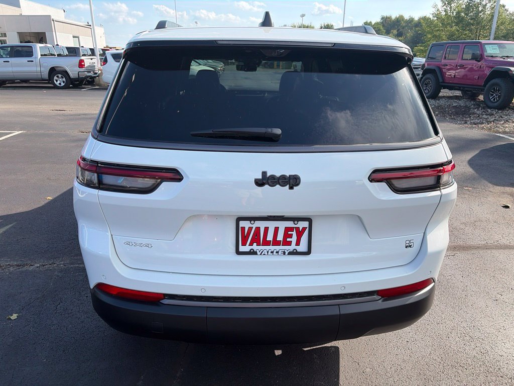 New 2026 Jeep Grand Cherokee L Limited AWD/4WD image 6