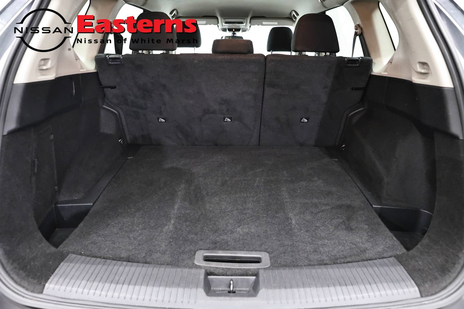 Used 2023 Nissan Rogue S AWD/4WD image 9