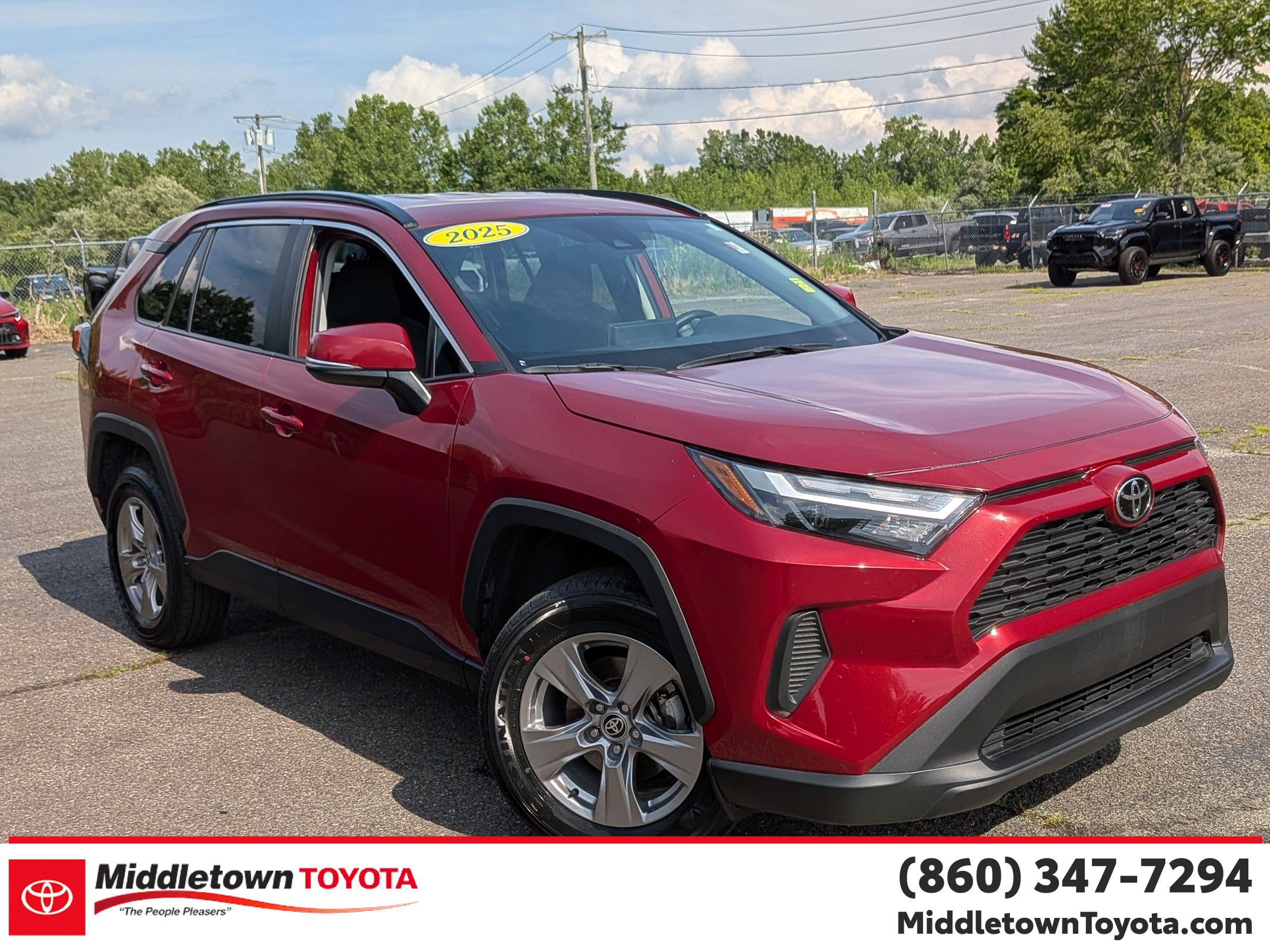 Certified 2025 Toyota RAV4 XLE AWD/4WD image 1