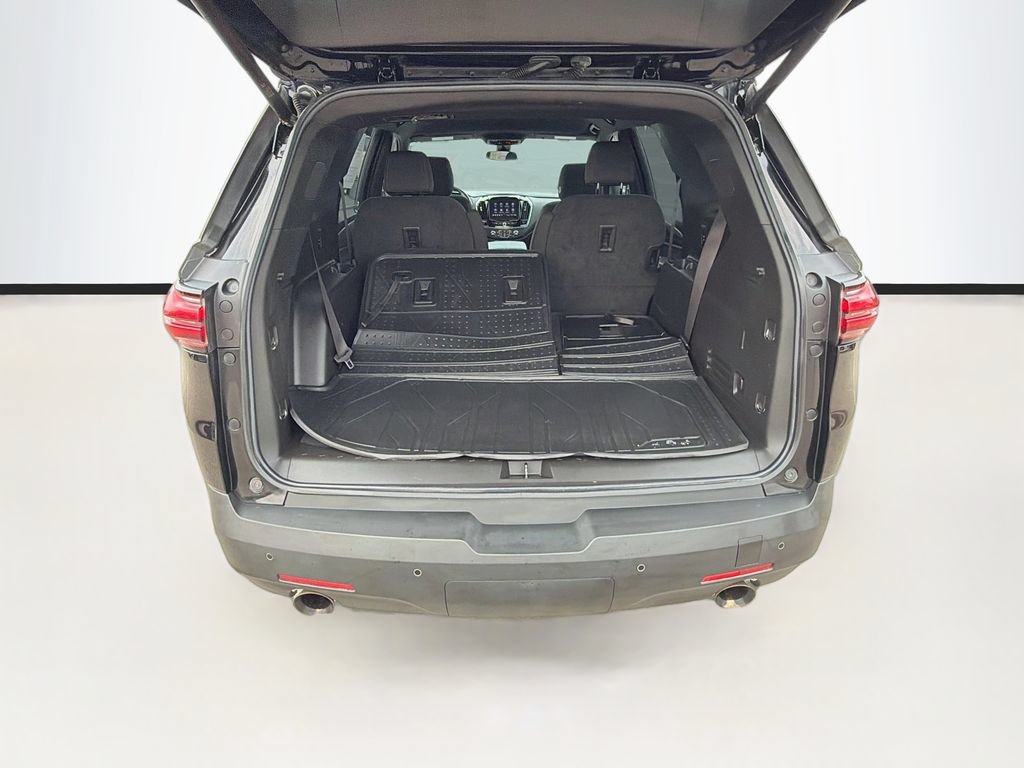 Used 2023 Chevrolet Traverse LT w/ Midnight/Sport Edition AWD/4WD image 27