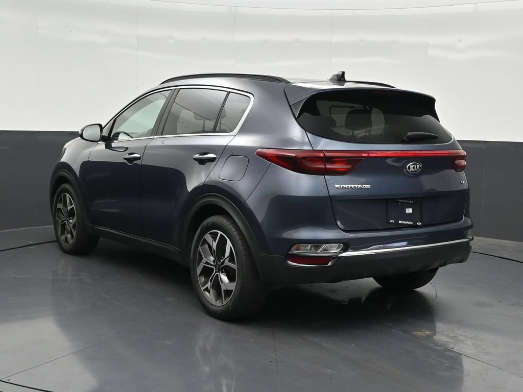 Used 2020 Kia Sportage EX w/ EX Technology Package FWD image 3