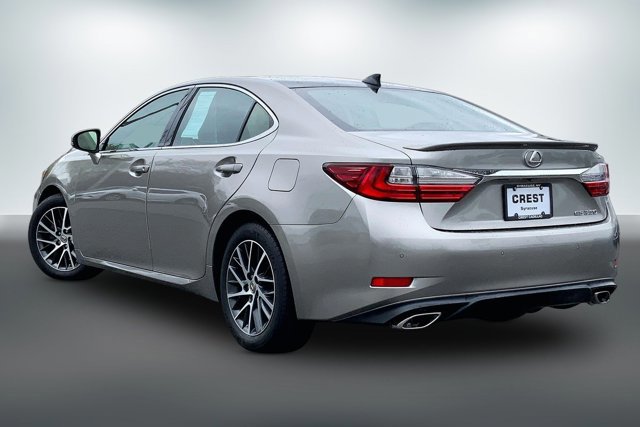 Used 2017 Lexus ES 350 w/ Luxury Package FWD image 10