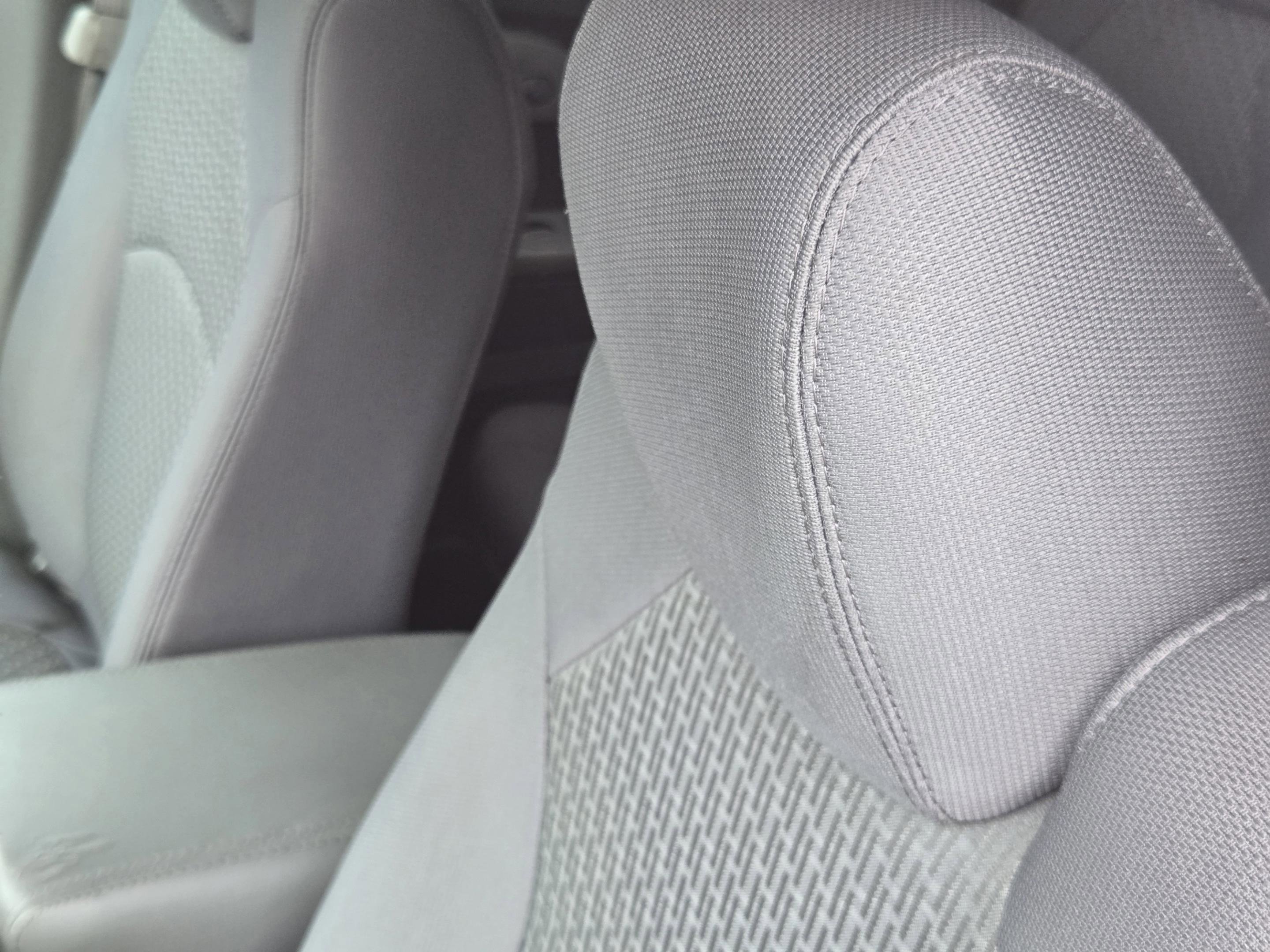 Used 2012 Chevrolet Traverse LS FWD image 11