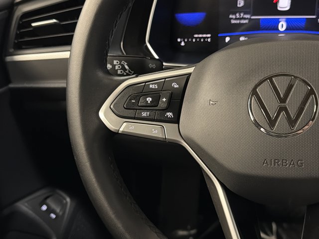 Certified 2022 Volkswagen Jetta Sport FWD image 29