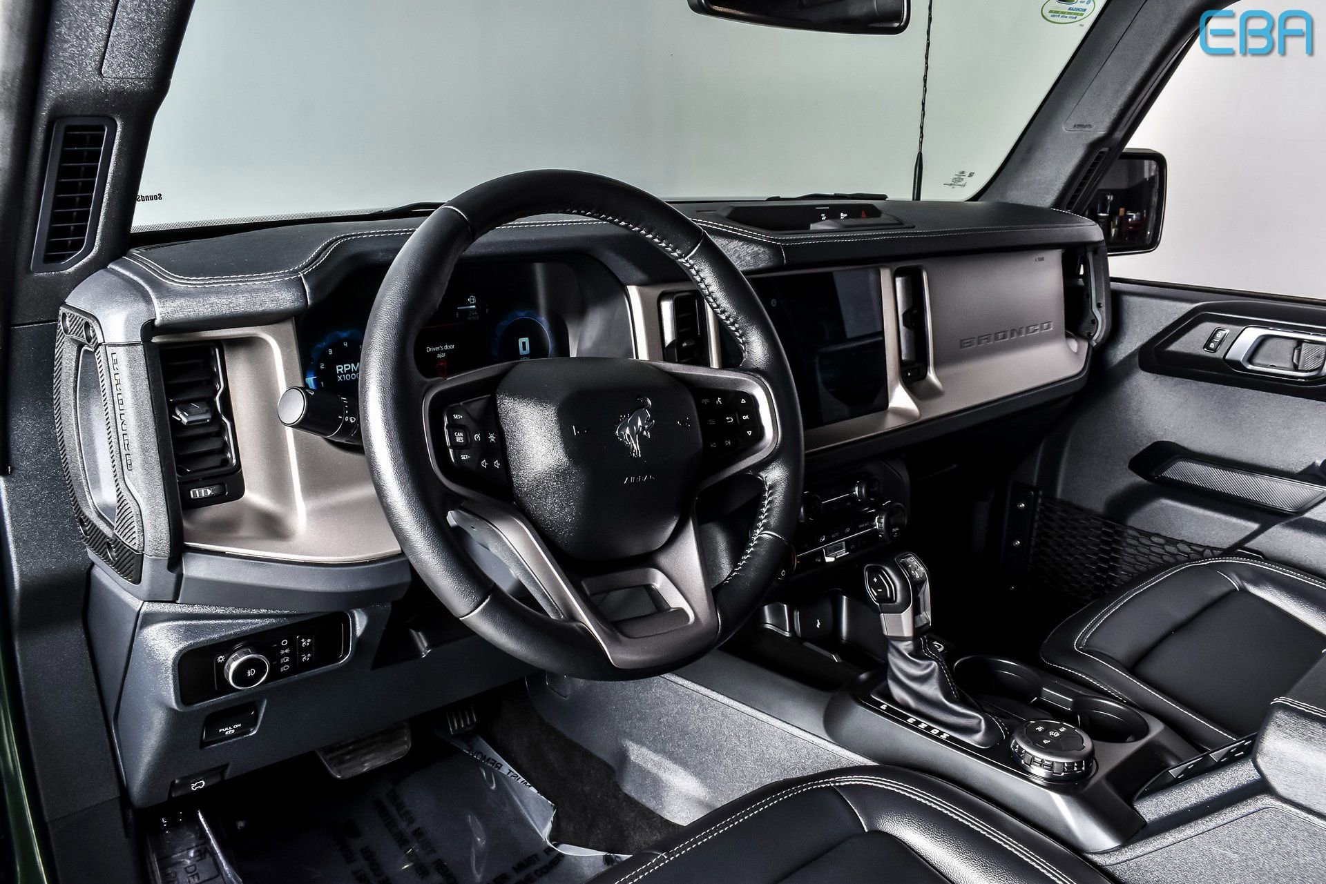 Used 2025 Ford Bronco Outer Banks AWD/4WD image 17