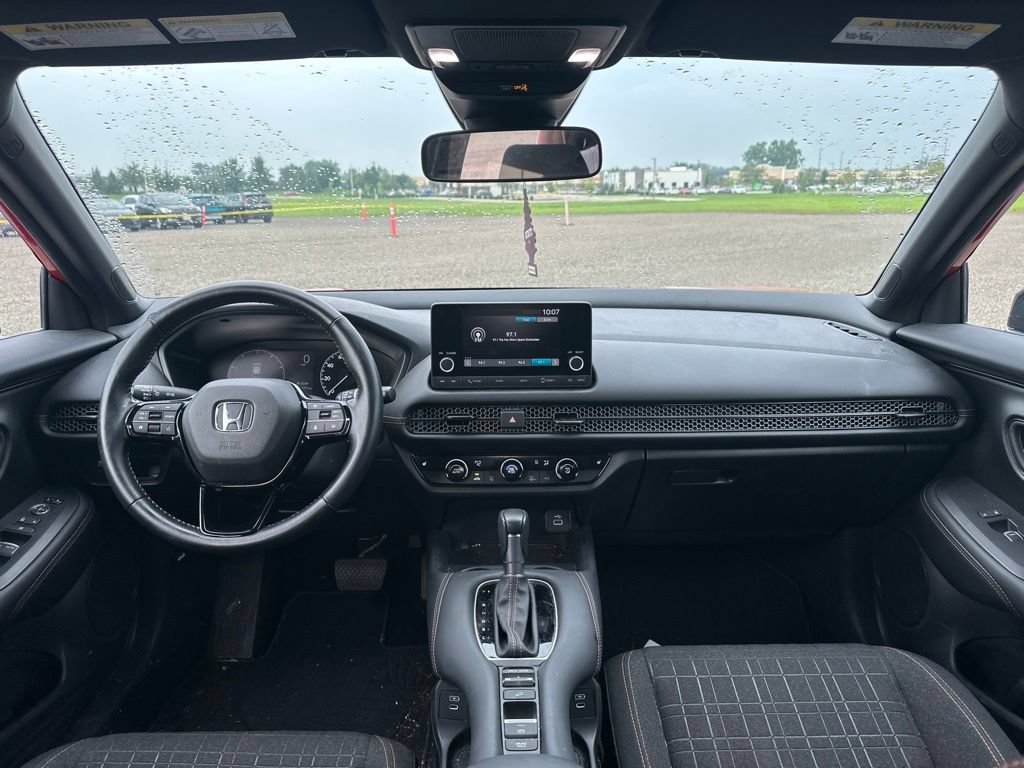 Used 2025 Honda HR-V Sport image 19