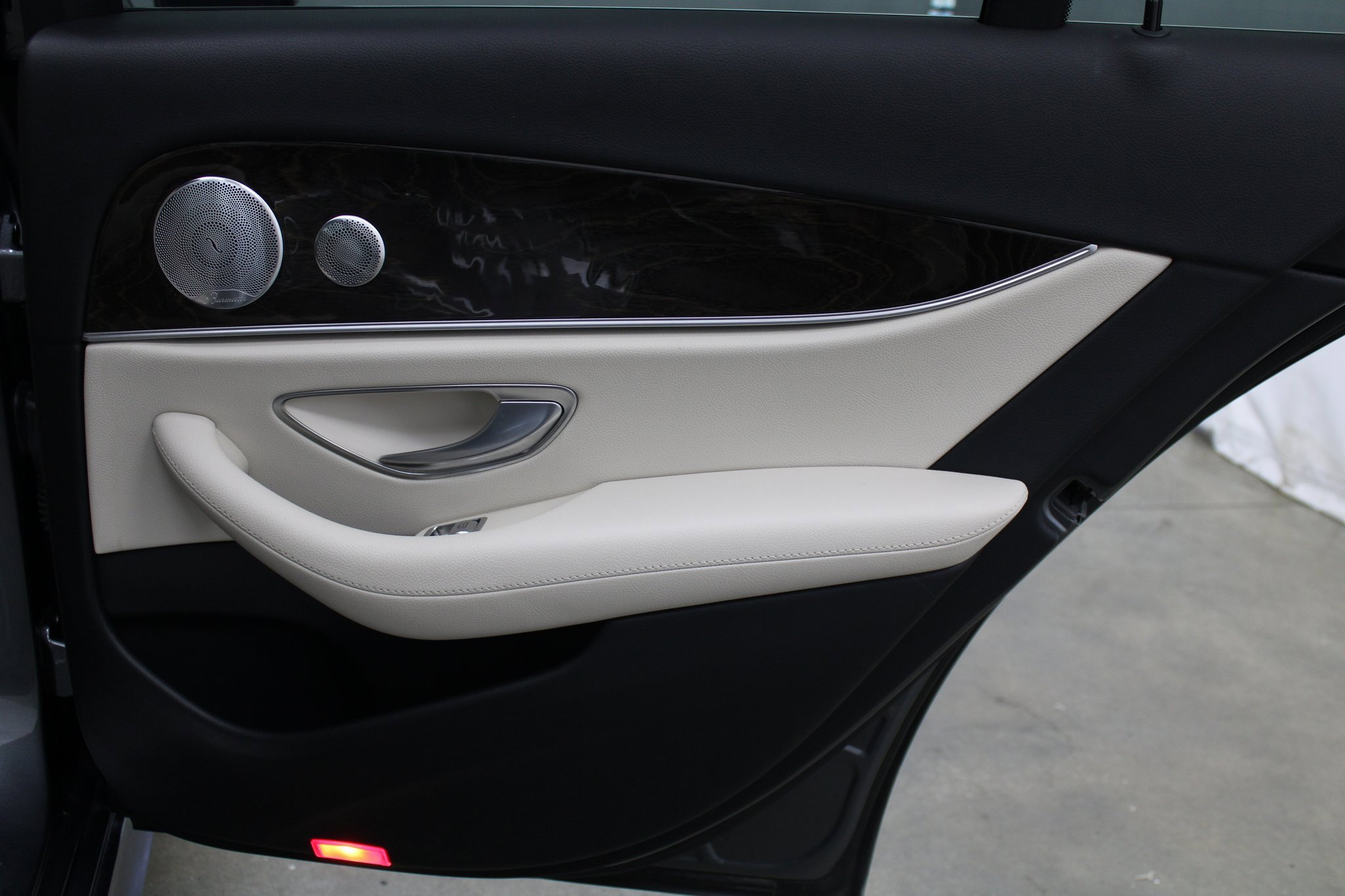 Used 2019 Mercedes-Benz E 450 4MATIC Sedan w/ Premium Package image 20