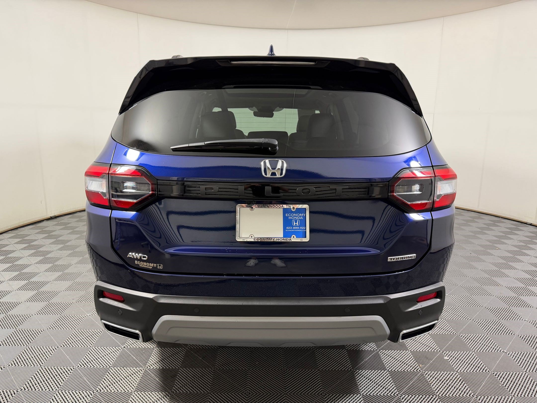 Used 2024 Honda Pilot Touring image 8