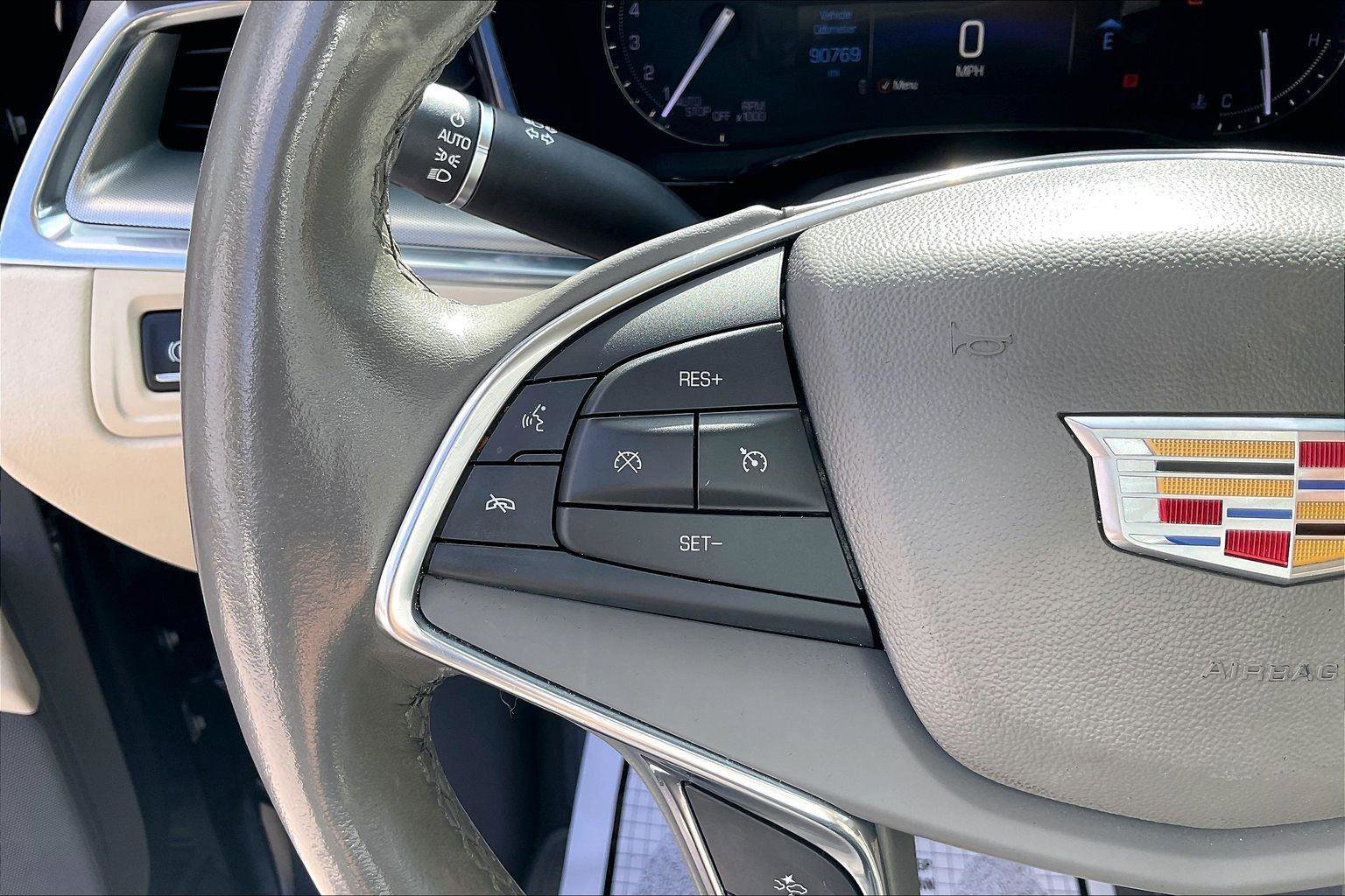 Used 2019 Cadillac XT5 Luxury image 11