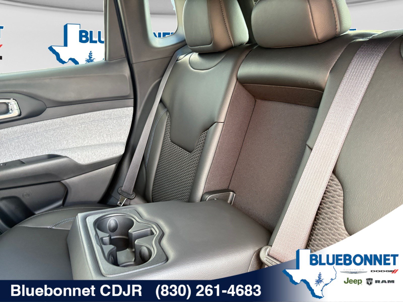 New 2026 Jeep Compass Latitude AWD/4WD image 30