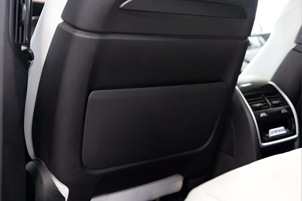 Used 2023 BMW X5 M50i w/ Executive Package AWD/4WD image 52