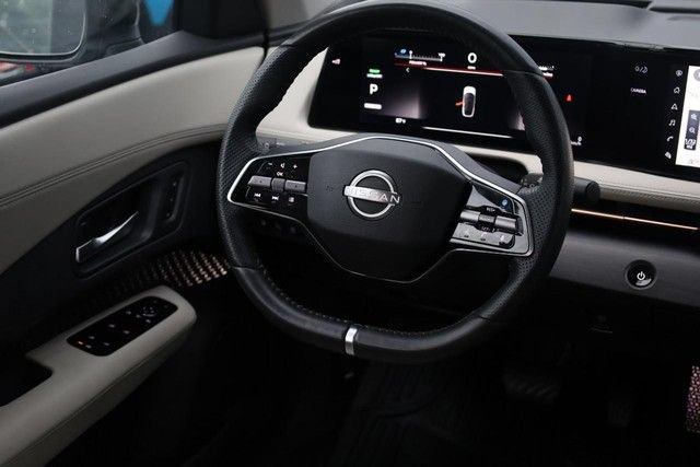 Used 2023 Nissan Ariya FWD image 23