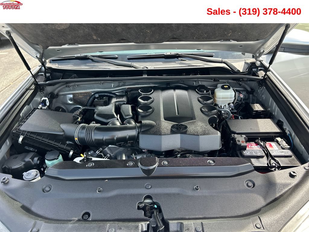 Used 2021 Toyota 4Runner SR5 AWD/4WD image 18
