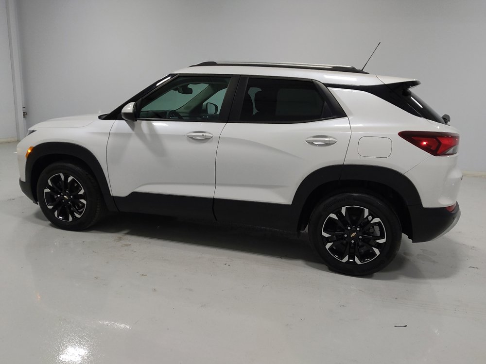 Used 2021 Chevrolet TrailBlazer LT w/ Convenience Package image 3
