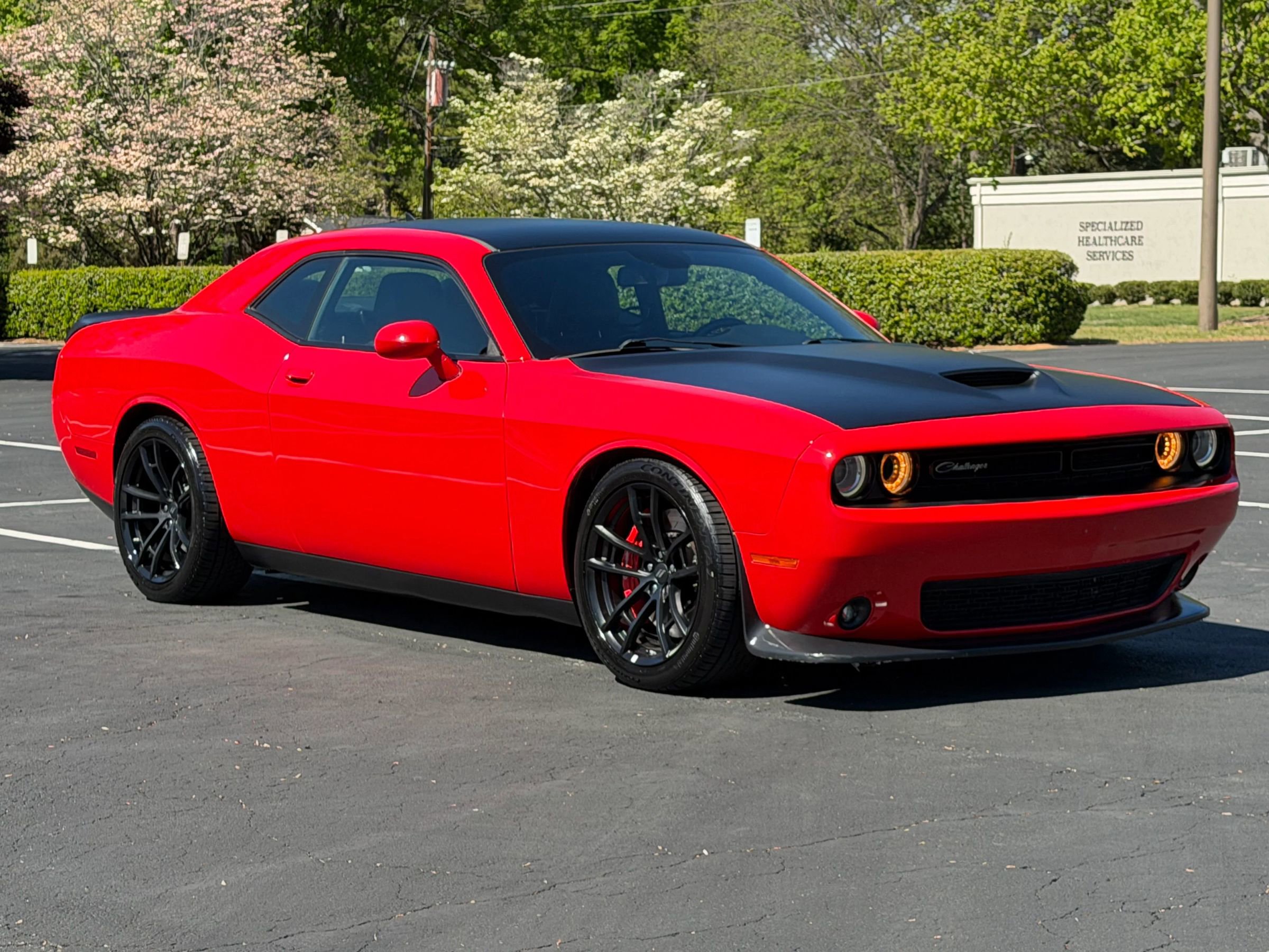 Used 2018 Dodge Challenger T/A image 4