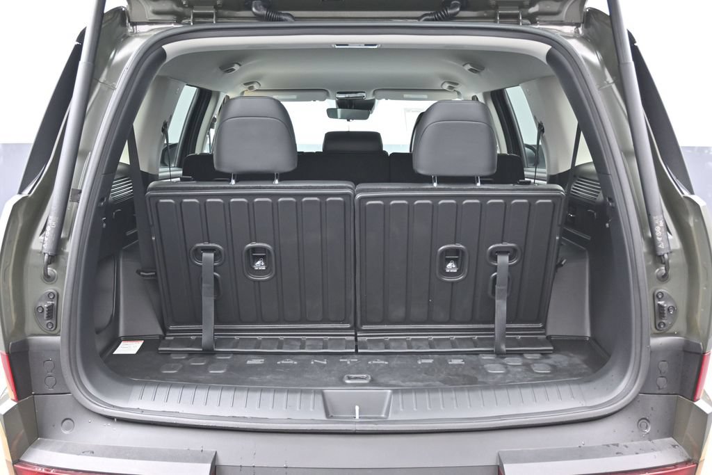 Used 2025 Hyundai Santa Fe SEL FWD image 15