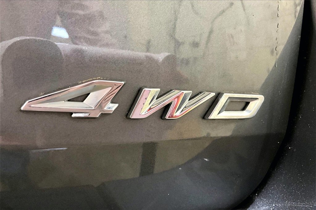 Used 2025 Ford Explorer ST-Line w/ ST-Line Street Pack image 30