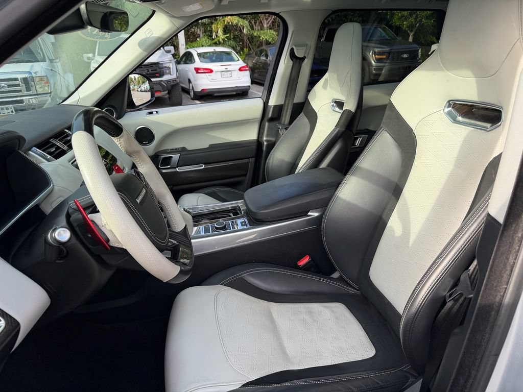 Used 2019 Land Rover Range Rover Sport SVR AWD/4WD image 9