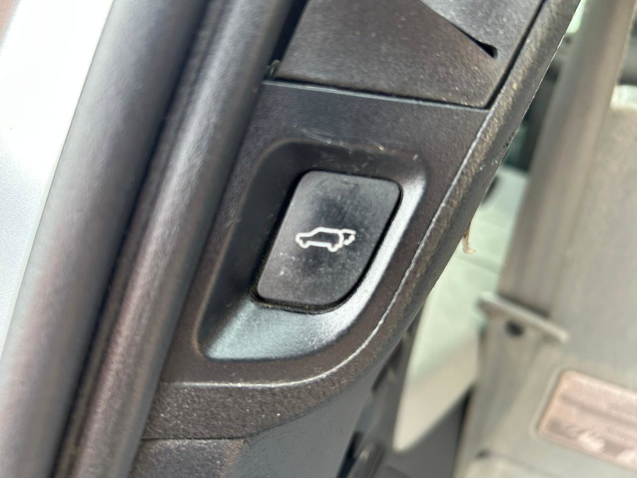 Used 2014 Toyota Sequoia Limited AWD/4WD image 17