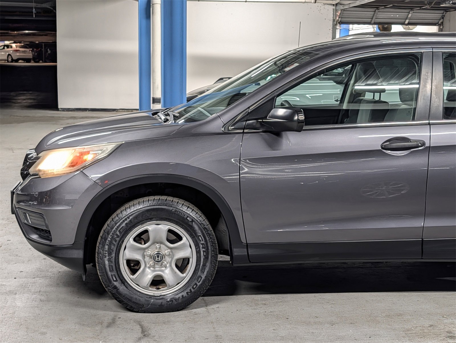 Used 2015 Honda CR-V LX image 4