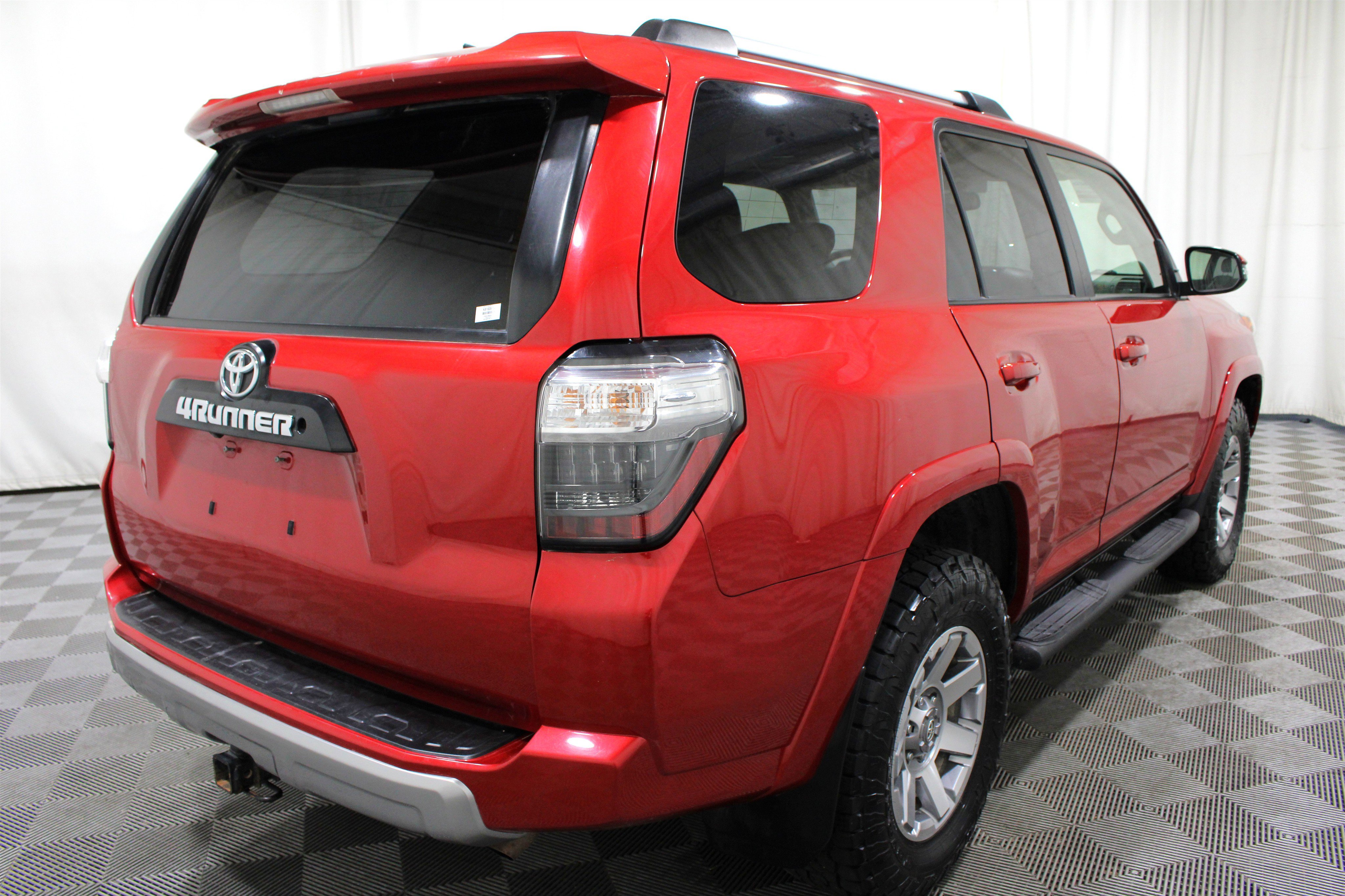 Used 2016 Toyota 4Runner Trail Premium AWD/4WD image 28