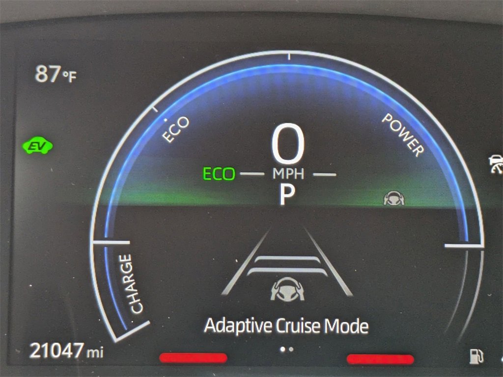 Used 2025 Toyota Camry LE image 16