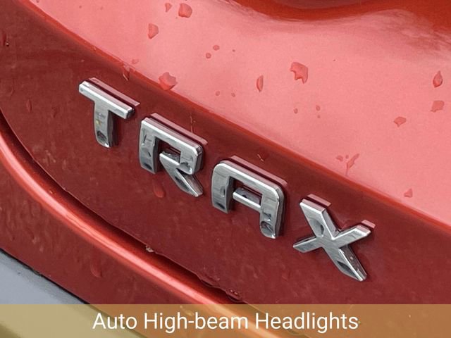 Used 2024 Chevrolet Trax LT w/ Driver Confidence Package FWD image 12