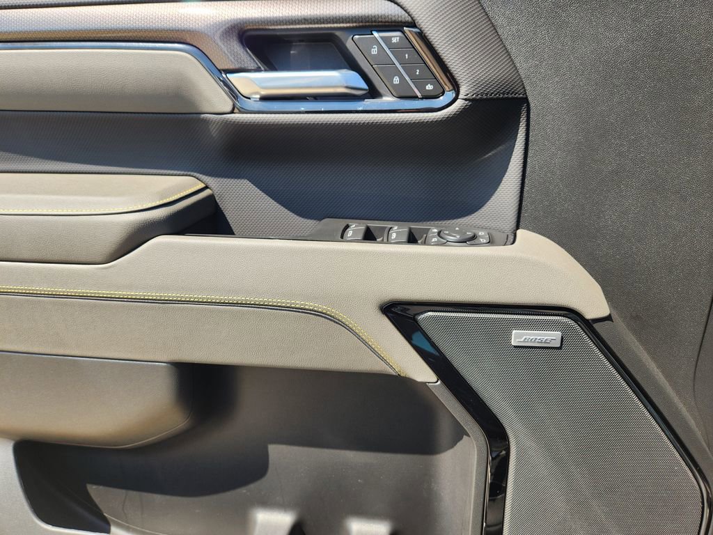 New 2026 Chevrolet Silverado 1500 ZR2 image 16