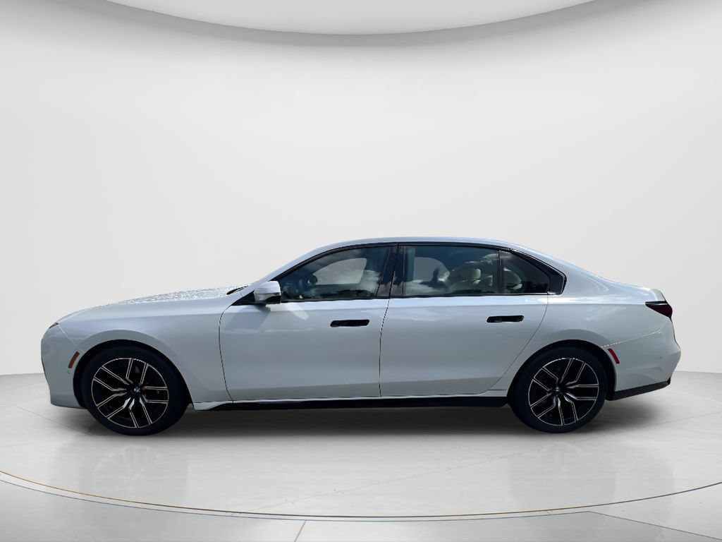 Used 2024 BMW 760i xDrive w/ Executive Package AWD/4WD image 8