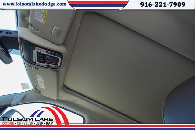 New 2025 RAM 1500 Limited w/ Trailer Tow Group image 12