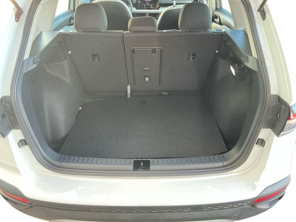 Used 2025 Volkswagen Taos S w/ Taos MDO Package image 24