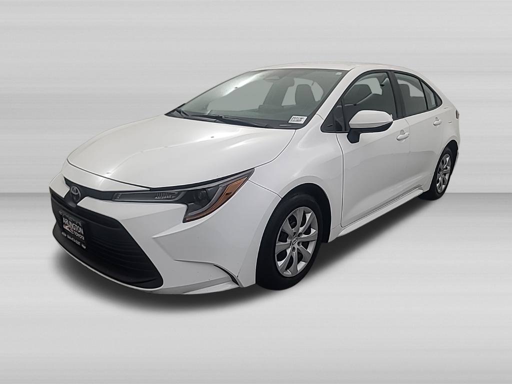 Used 2025 Toyota Corolla LE FWD image 9