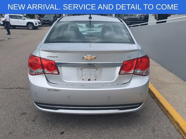 Used 2011 Chevrolet Cruze LT w/ RS Package FWD image 5
