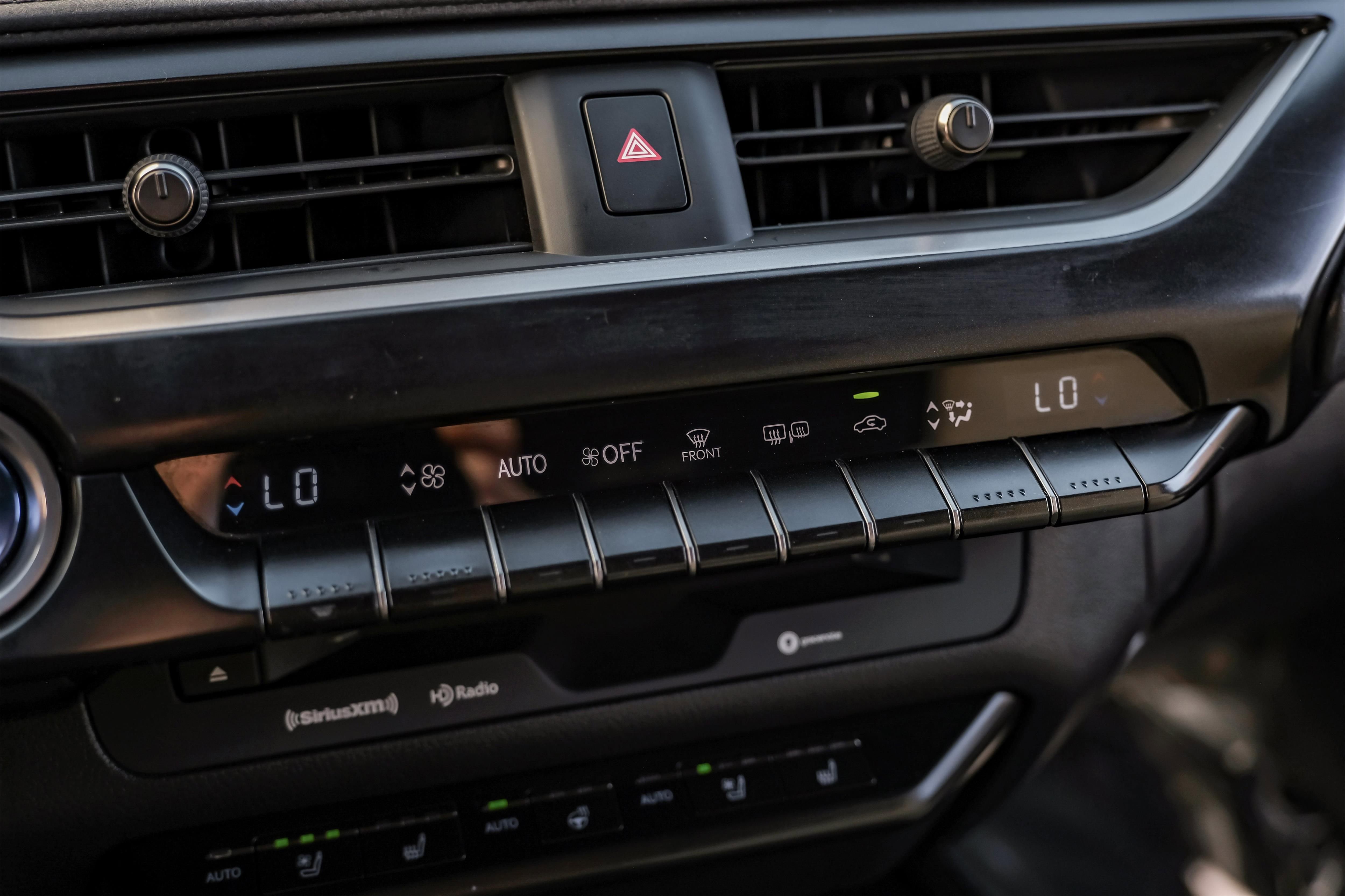 Used 2021 Lexus UX 250h w/ Premium Package image 30