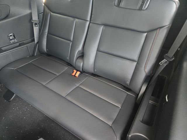 New 2026 Ford Explorer ST-Line w/ ST-Line Street Pack image 22