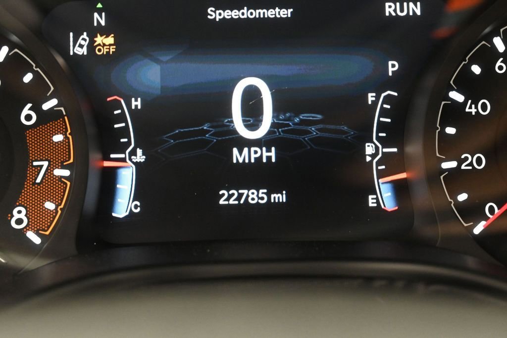 Used 2023 Jeep Compass Latitude AWD/4WD image 25